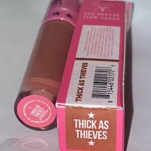 Jeffree Star “Thick As Thieves” Liquid Velour